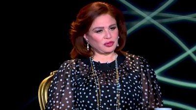 إلهام شاهين: 