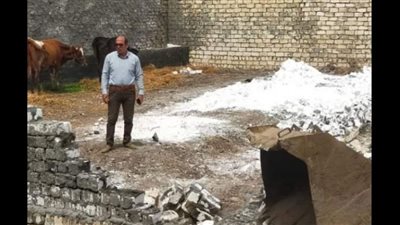 إزالة سور بالدبش الأبيض بناحية كفر إبراهيم ببلبيس ضمن فاعليات الموجه ال19