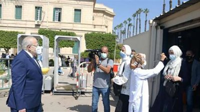 منع دخول الغير مطعمين الامتحانات.. رابط التقديم الطلاب للحصول على لقاح كورونا