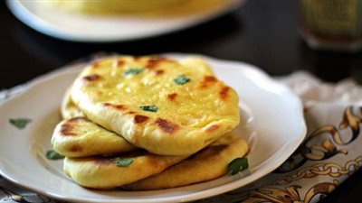 مفيدة ولذيذة.. طريقة تحضير فطائر بالكركم