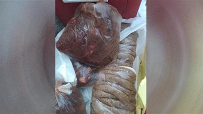 ضبط 67 كيلو من الدواجن واللحوم المصنعة غير صالحة بدمياط