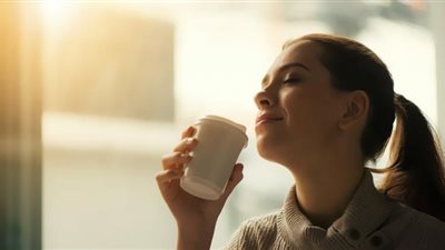 دراسة تكشف الآثار الإيجابية والسلبية للقهوة المحتوية على الكافيين