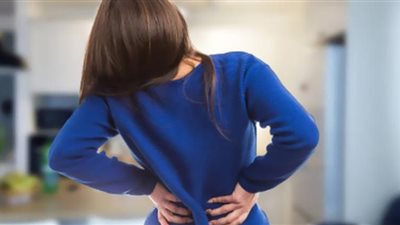 لماذا يعاني الأشخاص البالغين من آلام الظهر ؟