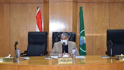 نائب محافظ المنيا يتابع العمل بوحدة 