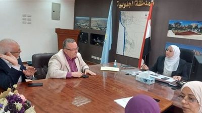 نائب محافظ القاهرة: رفع كفاءة الطرق الداعمة لمحور حسب الله الكفراوي