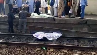 المباحث تستمع لعمال مزلقان المناشي حول تصادم قطار بسيارة ربع نقل