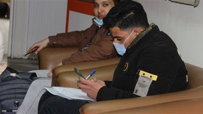 رصد نتائج اختبارات تحديد المستوى للطلاب العائدين من أوكرانيا| تفاصيل