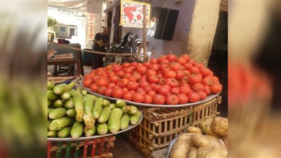 الطماطم والفلفل يتصدران ماراثون إرتفاع الأسعار بالفيوم