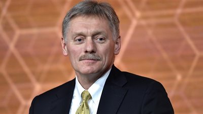 الكرملين: سحب القوات الروسية من كييف 