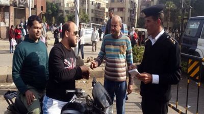 لعدم ارتداء الخوذة.. تحرير1873 مخالفة لقائدي الدراجات النارية