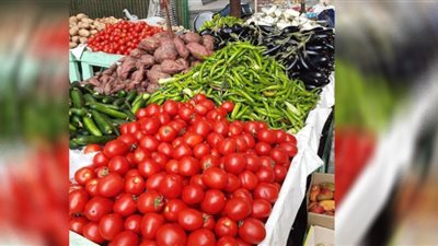 ركود في أسواق الخضار والفاكهة ببني سويف