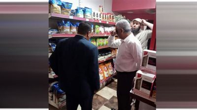 سكرتير مساعد بنى سويف يتفقد توافر السلع ويتابع مستجدات تنفيذ 