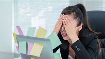 بسبب انقطاع الطمث.. النساء أكثر عرضه للإصابة بالخرف عن الرجال