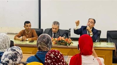 ضغوط الحياة الأسباب وأساليب المواجهة..ندوة لطلاب جامعة الزقازيق