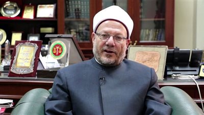 مفتي الجمهورية: النبي كان يستشير زوجاته في أمور عدة