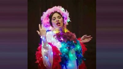 المرأة الكهربائية المثيرة| رحمة أحمد تشعل السوشيال ميديا بعد حلقة الكبير أوي 6