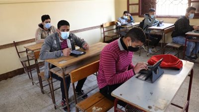 10 معلومات عن الاختبارات الإلكترونية لأولى وثانية ثانوي