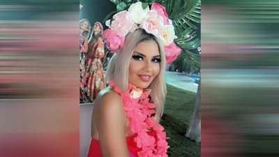 بوسي شلبي تستعرض أناقتها بعباءة تايجر في قصر القبة (صور)