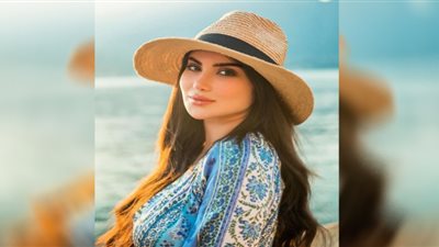 هدى الإتربي تعتمد صيحة الشارلستون في أحدث ظهور