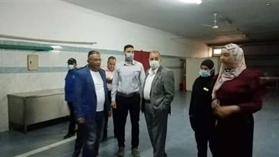 سلامة يجازي العاملين المقصرين في عملهم بمستشفى التأمين بالعاشر من رمضان