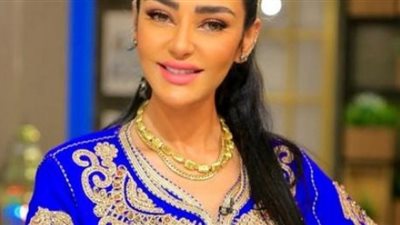 هبة الأباصيري تتألق بالزي السيناوي وتعتمد مكياج مي عز الدين