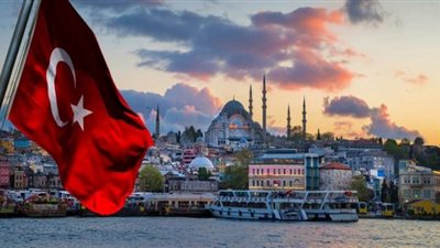 وزراء دفاع تركيا وبريطانيا وإيطاليا يناقشون الأزمة الأوكرانية في إسطنبول