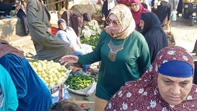 رفع الإشغالات و التعديات بسوق ميت خلف الماي بمركز شبين الكوم