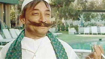 ( شاهد) فؤاد خليل.. المعلم ستاموني تارك الطب من أجل الكوميديا