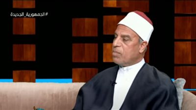 أزهري يقدم روشتة للصائمين للحصول على ثواب حجة وعمرة| شاهد