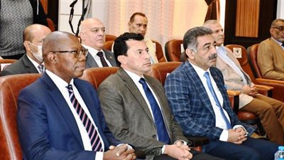 وزير الرياضة يعلن استضافة مصر لكأس العالم للأندية لكرة السلة