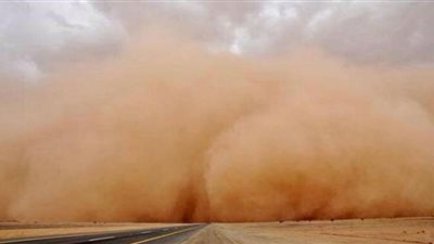 (فيديو) عاصفة ترابية تقطع طريق الفيوم وتتسبب في توقف السيارات