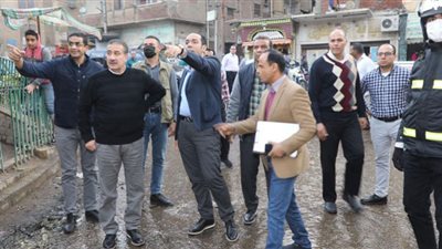 محافظ المنوفية يتفقد أعمال شفط تجمعات مياه الأمطار بشبين الكوم