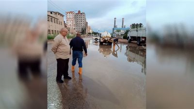 سعادة بين مزارعي أبو المطامير وحوش عيسي لسقوط الأمطار الغزيرة