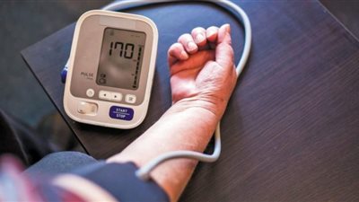 5 طرق للمساعدة في خفض ضغط الدم المرتفع بدون أدوية