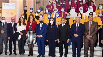 مايا مرسي ووزيرة الهجرة في ختام فعاليات برنامج التعليم الفني 