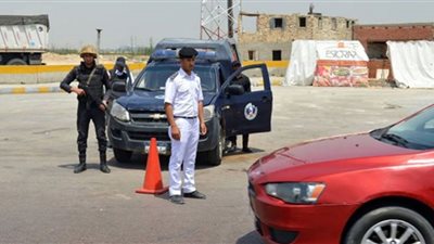 بعد هطول الأمطار.. انتشار مروري بالشوارع والميادين