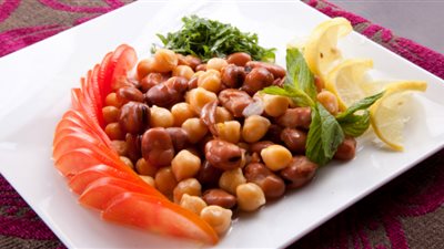 لسحورمشبع.. تعرفي على طريقة تحضير الفول المدمس