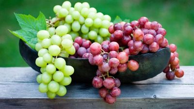 فوائد مذهلة لتناول العنب بشكل معتدل