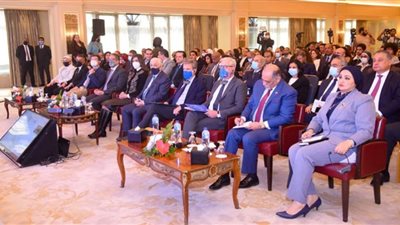 إطلاق استراتيجية التواصل والاتصال مع المصريين في الخارج لوزارة الهجرة