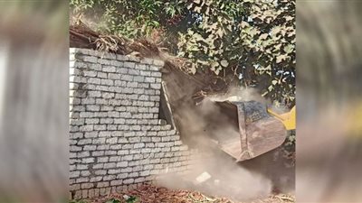 إزالة 590 حالة تعد فى المرحلة الثالثة من الموجة الــ 18 لإزالة التعديات ببني سويف