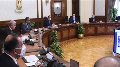 مدبولي يتابع جهود التعامل مع مشكلات المستثمرين السياحيين المتعثرين بمدينة شرم الشيخ