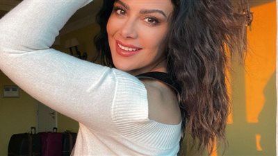 صبا مبارك تعتمد صيحة الشيفون في أحدث إطلالاتها (صور)