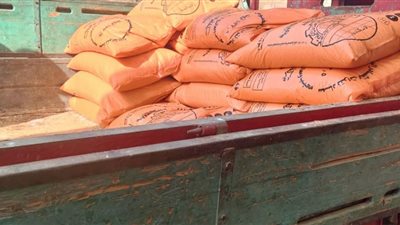 ضبط 8 أطنان أسمدة مدعمة قبل بيعها في السوق السوداء بأسيوط