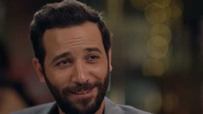 كريم قاسم مُهدد بالإعدام في مسلسل يوتيرن