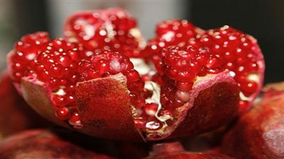 دراسة: الرمان يحسن ضغط الدم ويسيطر على مرض السكري