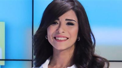 أسماء مصطفى | رحلتها من الإعلام إلى المرض (صور)