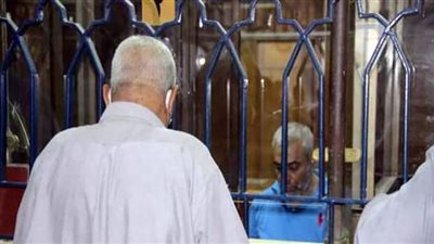 متى يستحق الأرمل معاش زوجته المتوفية؟