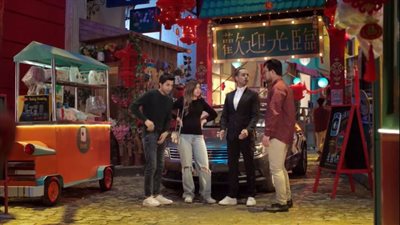 خطوبة الروبوت لذيذ وهدير السكرتيرة في مسلسل في بيتنا روبوت 2 الحلقة 10