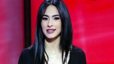 أسماء مصطفى.. فيروز مكي تنهارعلى الهواء خلال نعي زمليتها الراحلة (فيديو)