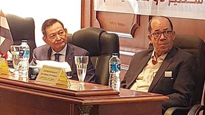 السفير الفيتنامى يلتقي تجار دمياط